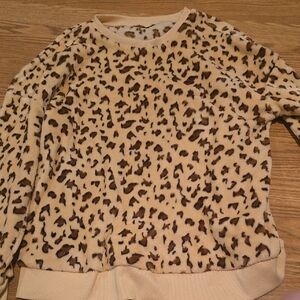 SHEIN Leopard Print Crew Neck Sweater in Cream and Brown